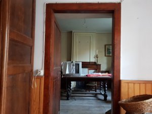 Grand Salon : seule et unique pièce du RdC avec du plancher