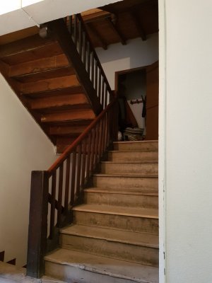 Vers le 2e étage